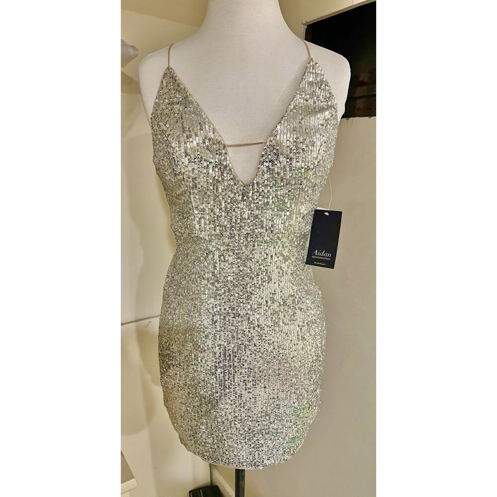 Nwt Aidan byAidan Mattox Sequin Mini Cocktail Prom Graduation Party Dress Size 2